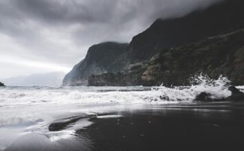 Ile się leci z Katowic do Madery?